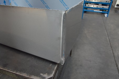 Pliage sur un réservoir