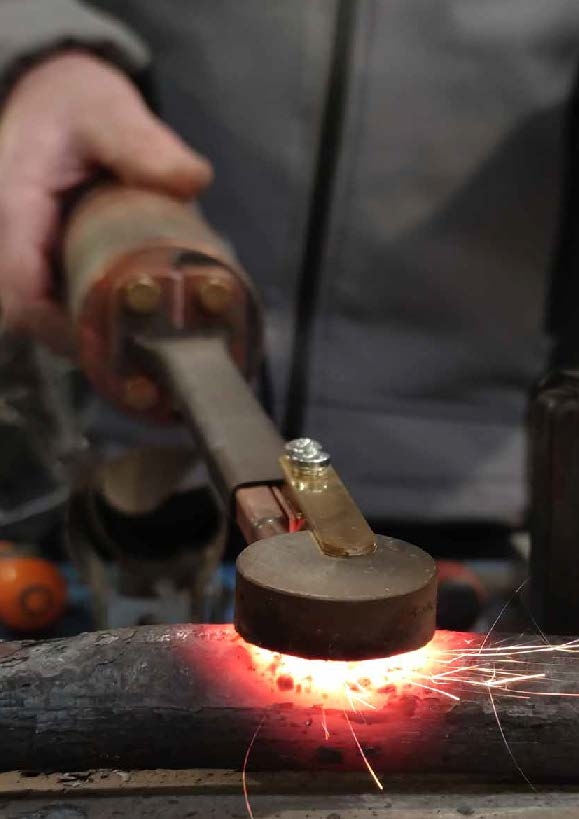 Chauffage d'une pièce avec le poste à induction